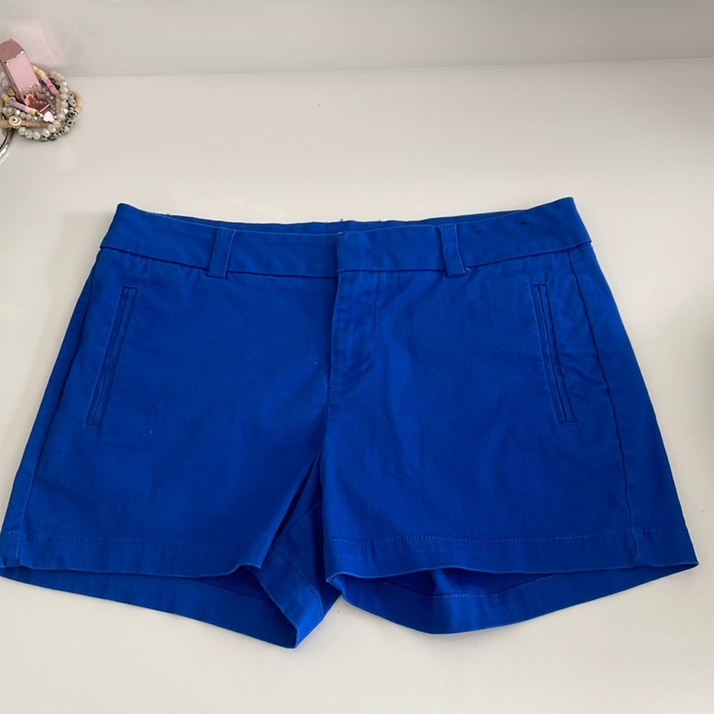 Sensational summer color ! Almost new beautiful blue shorts twill. Size 4